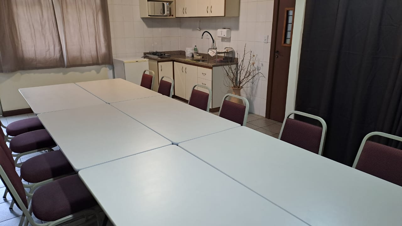 Ambiente preparado para reuniões e atividades do Movimento Encontrão